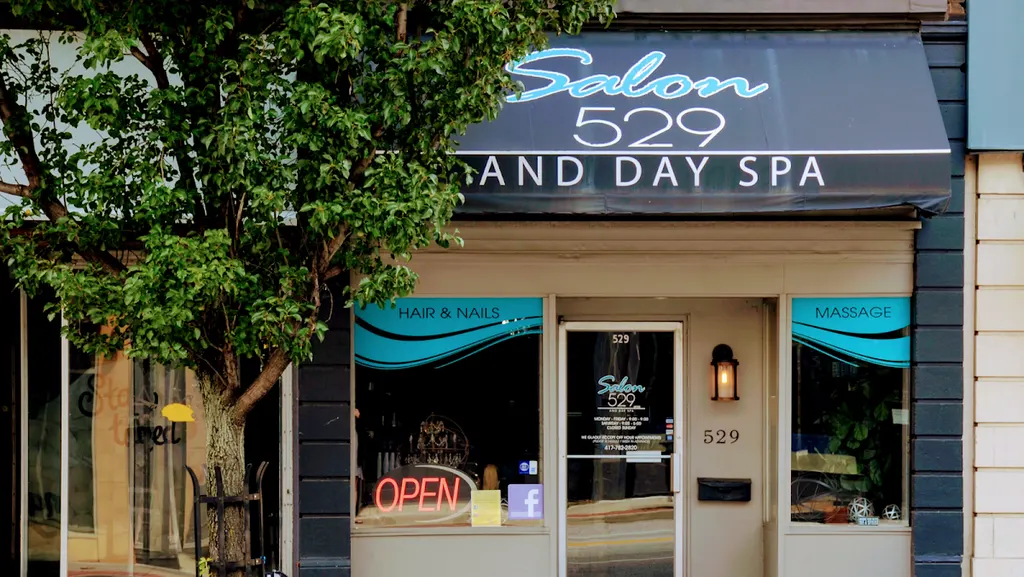 Salon 529 and Day Spa — Hair salon in Joplin